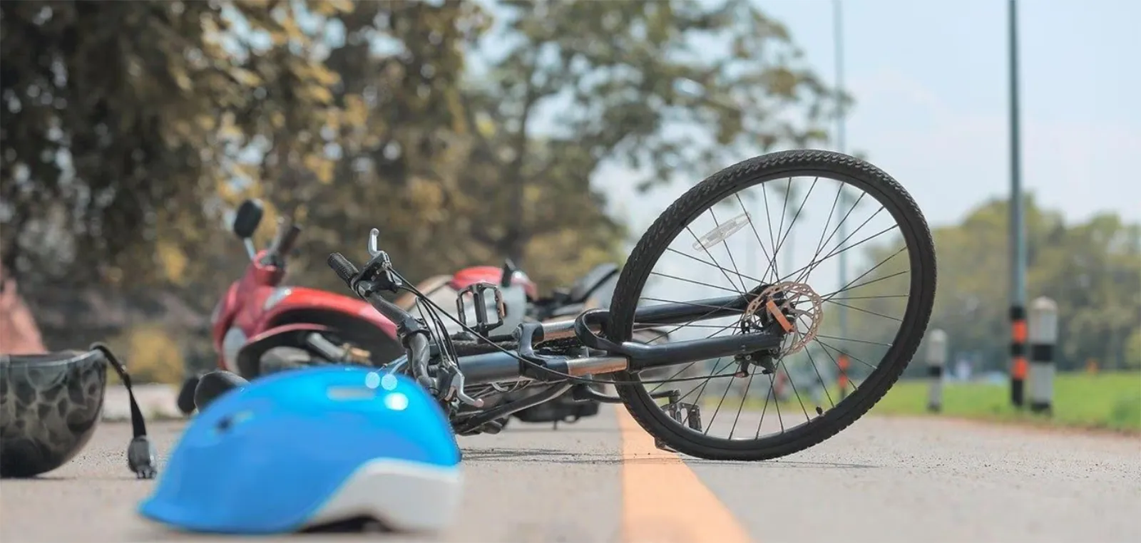 immgine incidente in bici