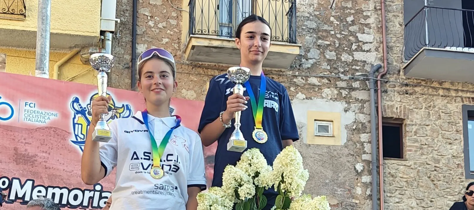 podio donne esordienti1